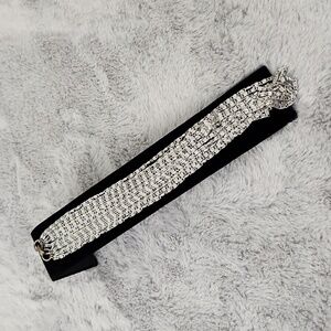 Sarah Coventry multichained necklace